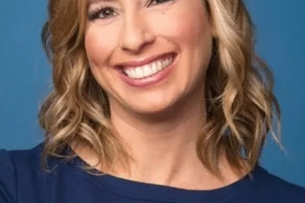 Stephanie Abrams Age , Career, Family, Net Worth, Height Bio 2025.